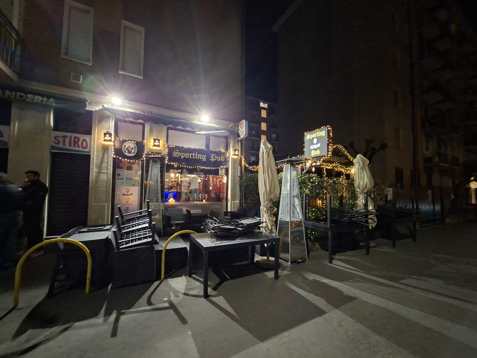 Sporting Pub, Milan
