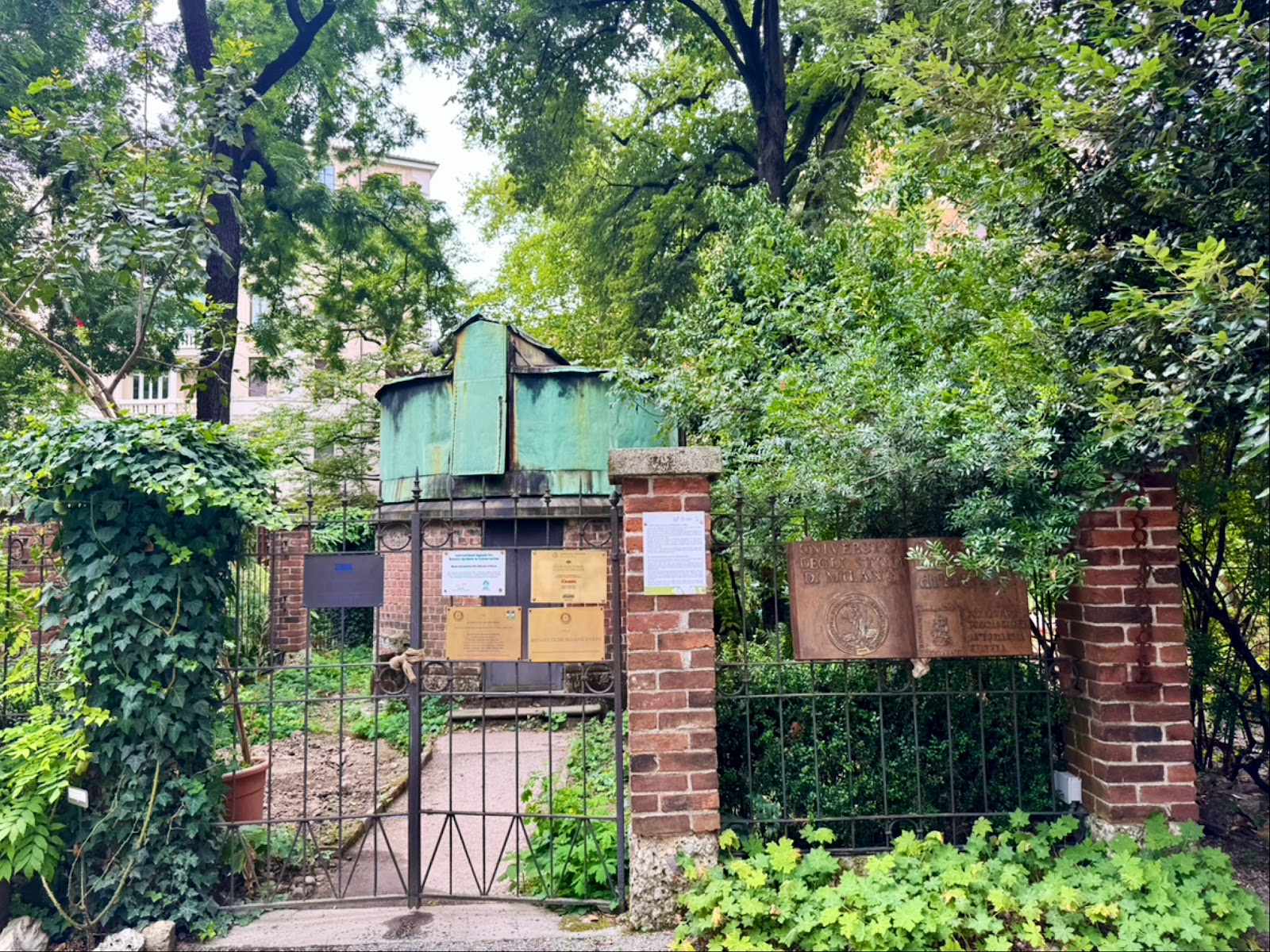 The Botanical Club, Milan