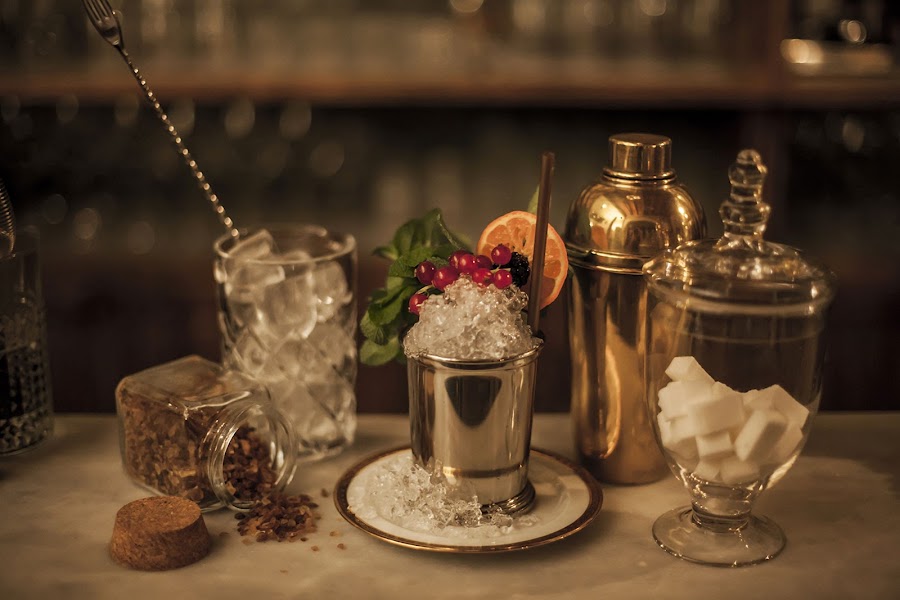 Ugo Bar, Milan