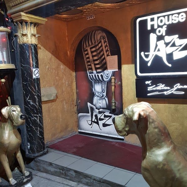 Upstairs Jazz Bar & Grill