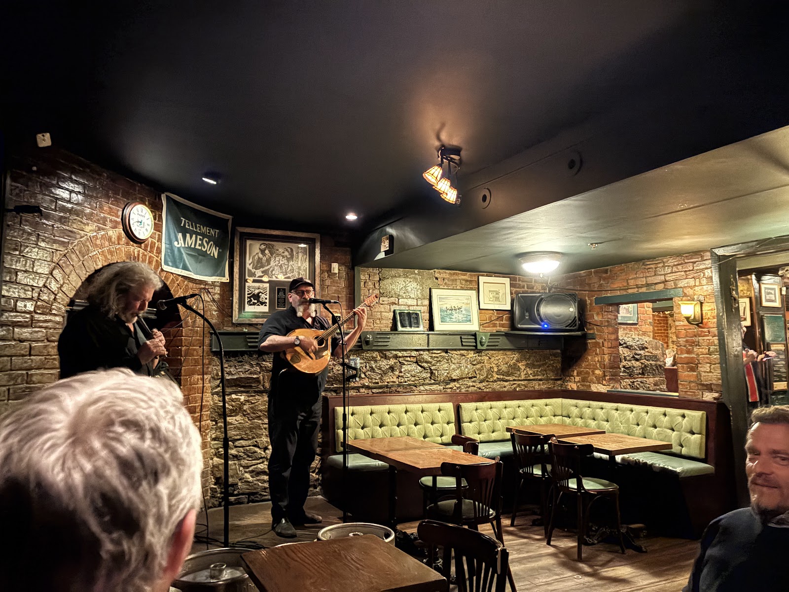 Hurley's Irish Pub, Montreal