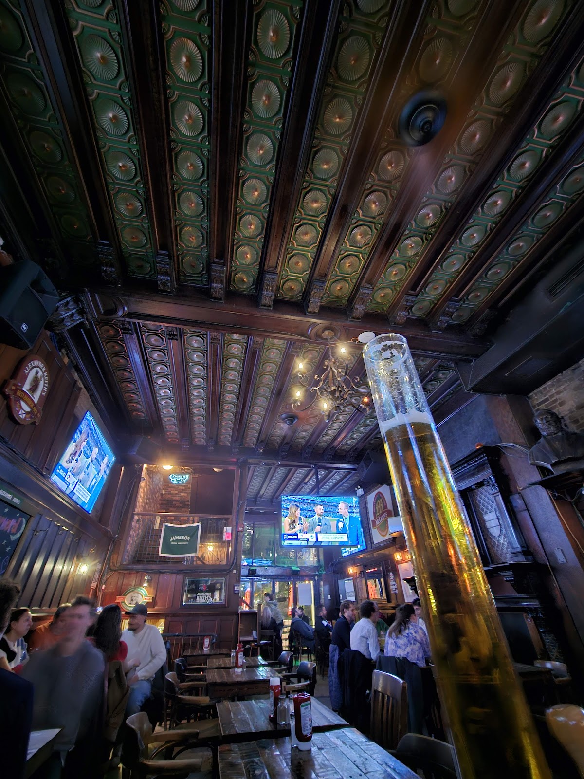 McLean's Pub, Montreal