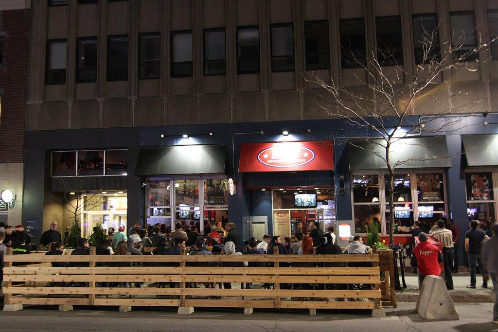 MVP Restaurant & Bar Sportif, Montreal