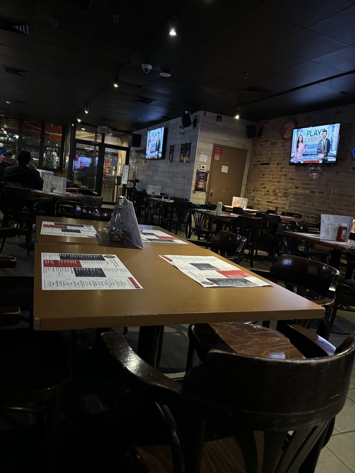 Peel Pub, Montreal