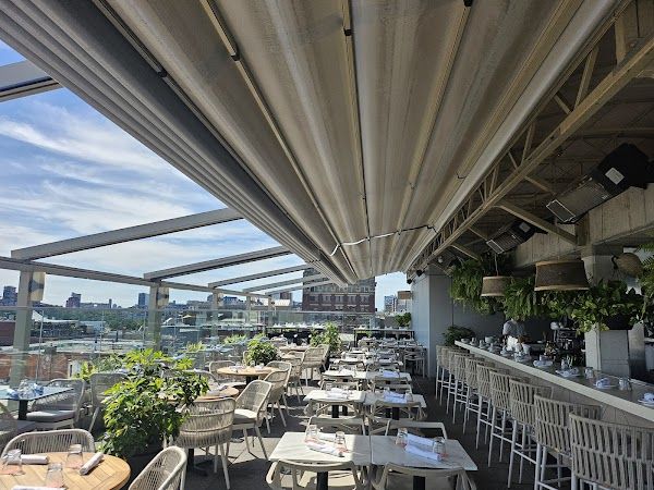 Terrasse Place D'Armes