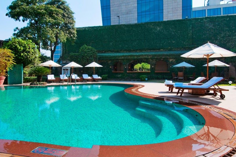 Bayview Bar at Hilton Mumbai, Mumbai