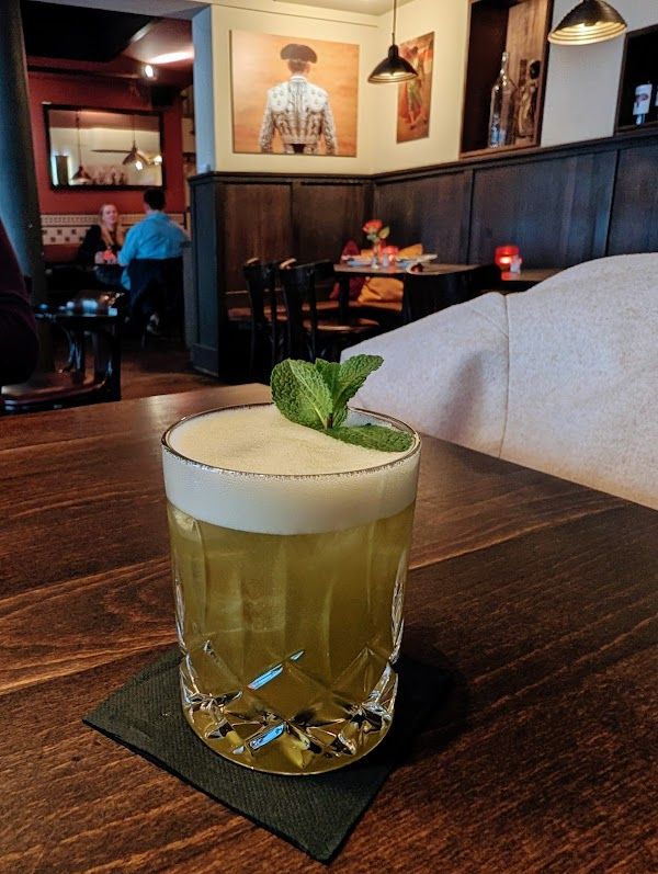 Zephyr Bar
