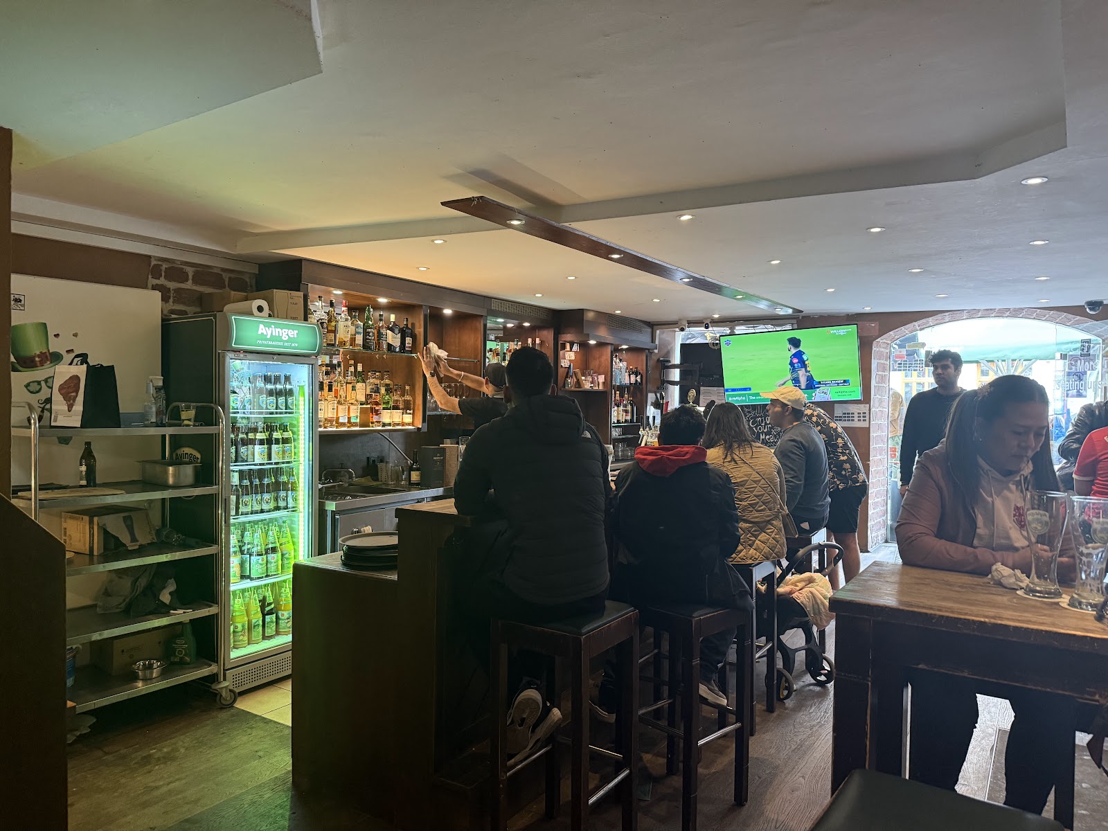 Dubliner Irish Pub &amp; Sports Bar, Munich
