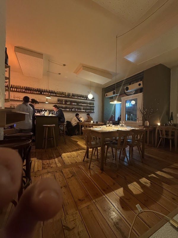 Zephyr Bar