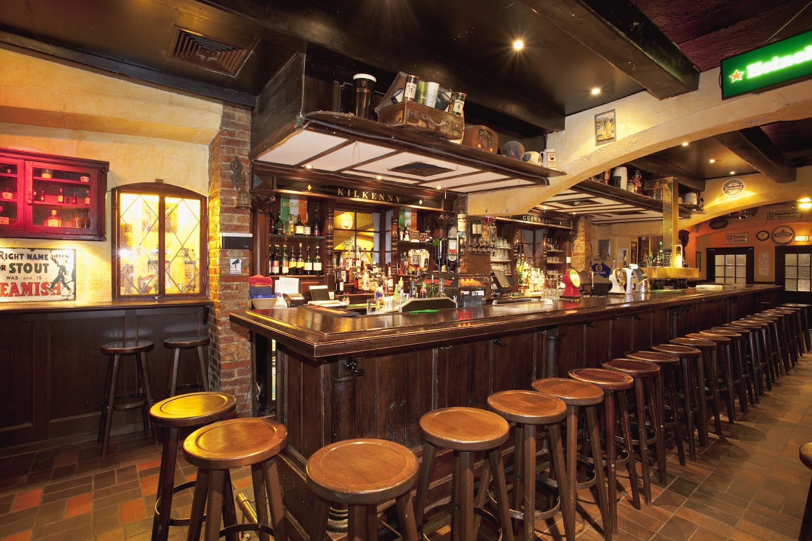 Irish pub interior beside the Frauenkirche in Munich