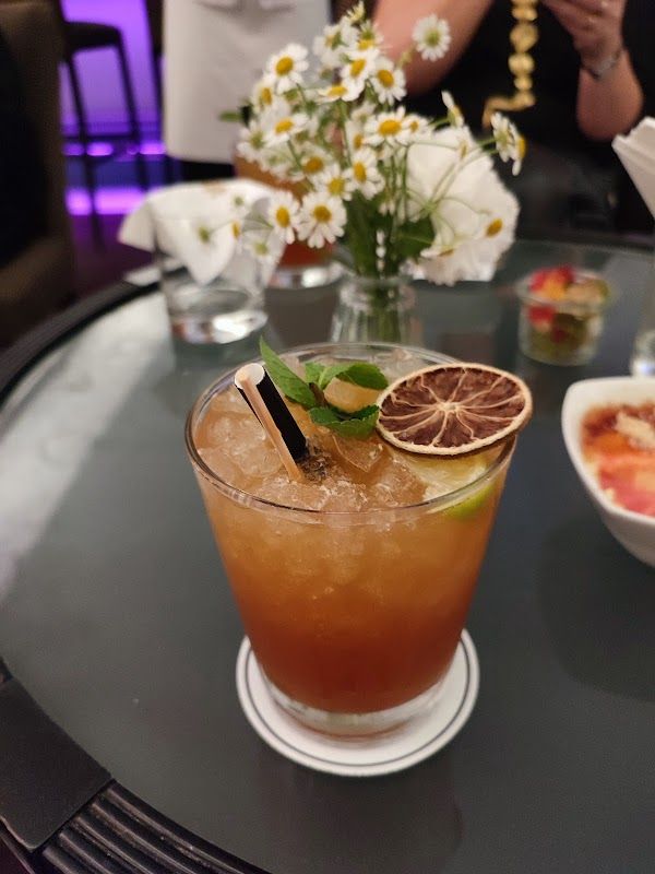 Zephyr Bar