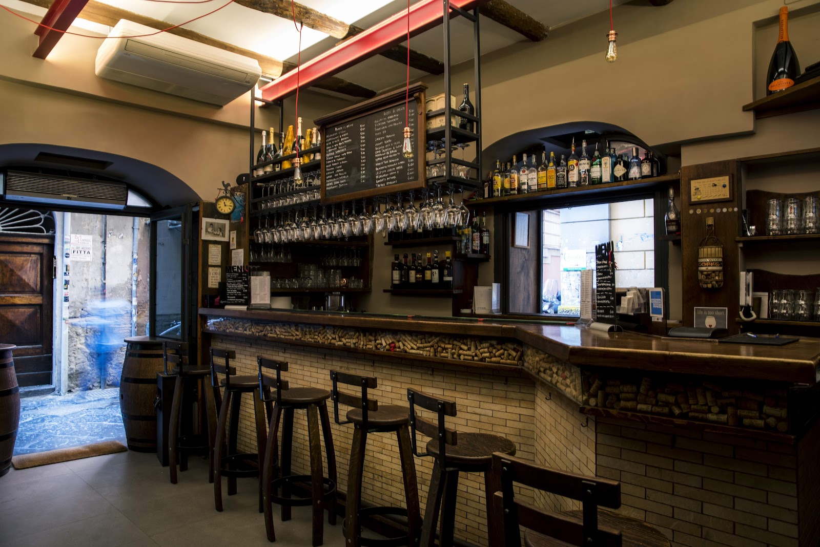 Enoteca Belledonne, Naples
