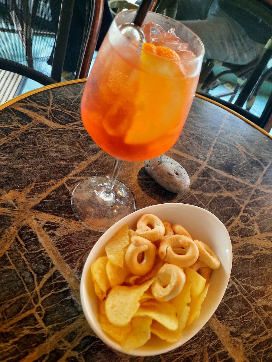 Intra Moenia, Naples