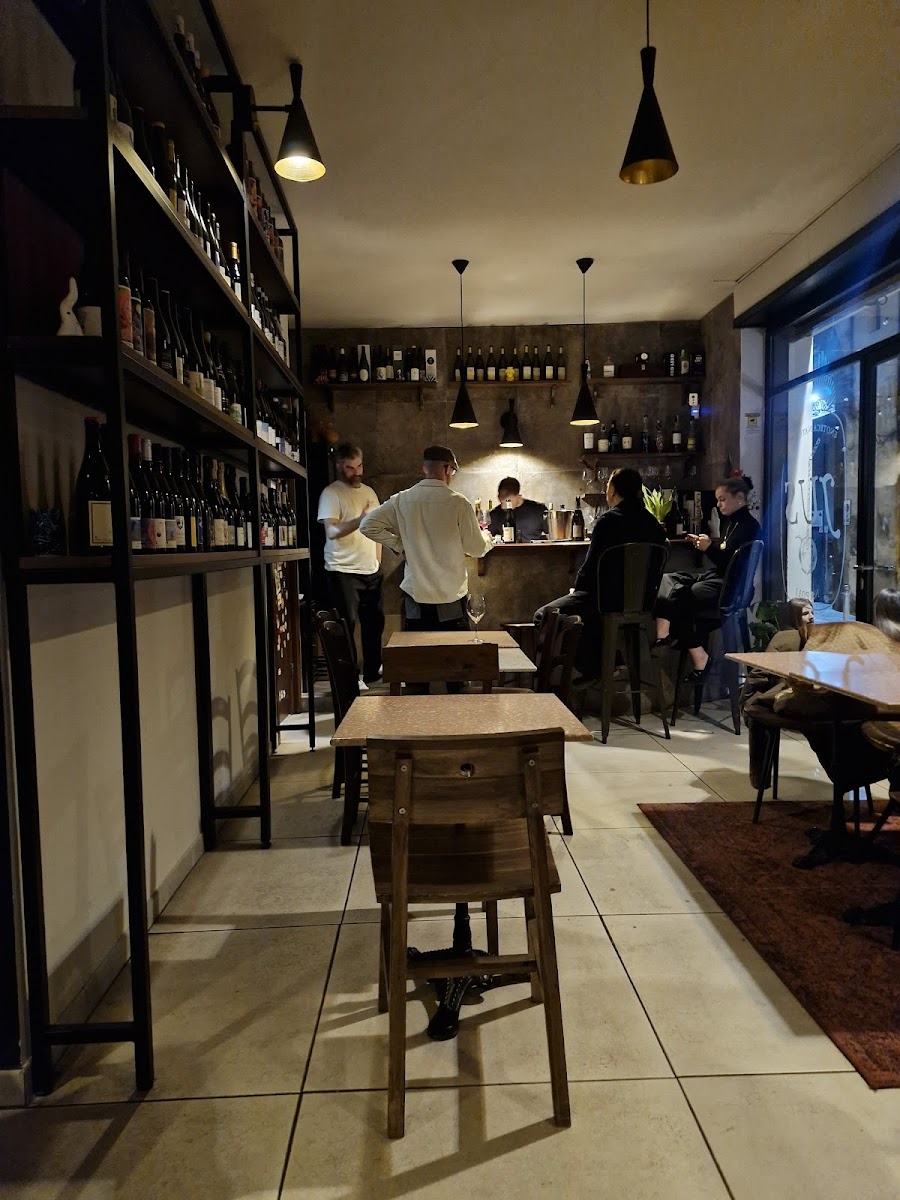Jus Enoteca Naturale, Naples