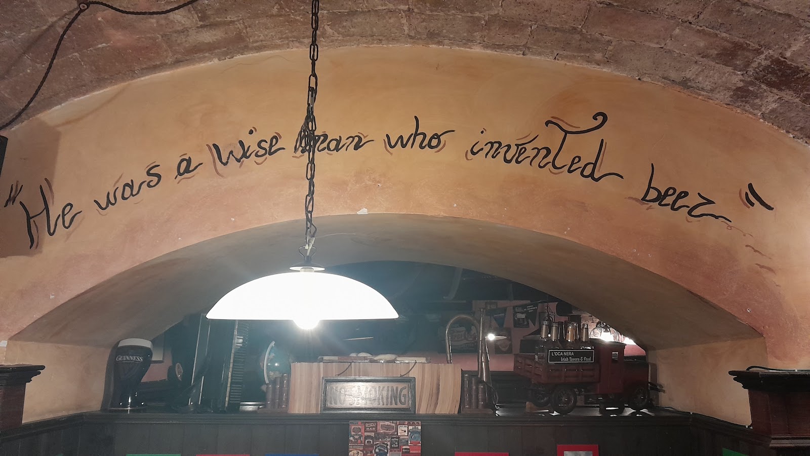 L'Oca Nera Irish Pub, Naples