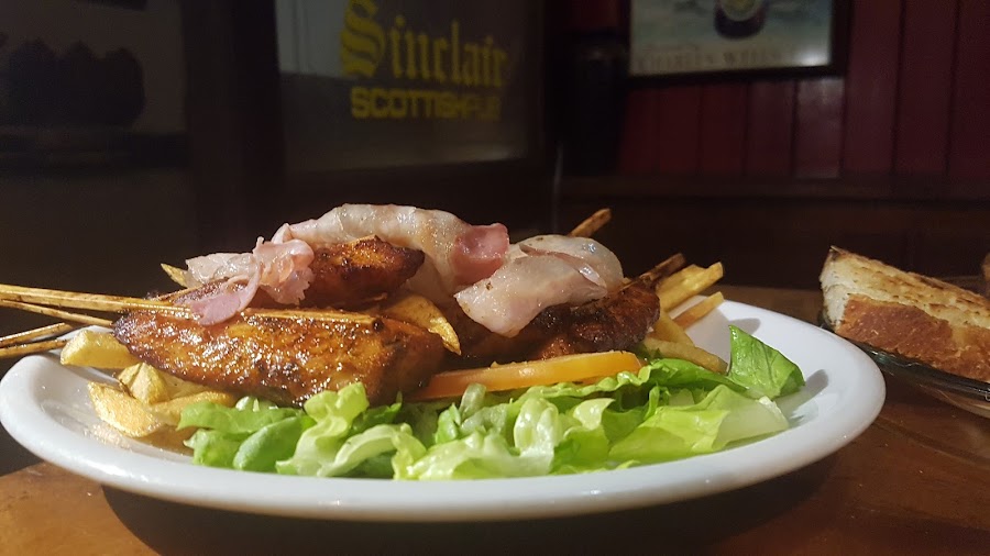 Sinclair Scottish Pub, Naples