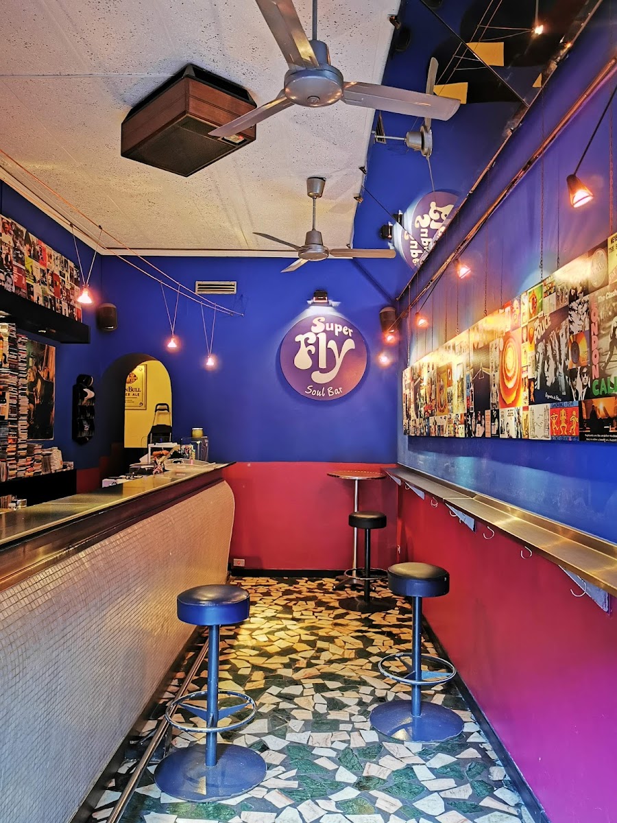Superfly Soulbar, Naples
