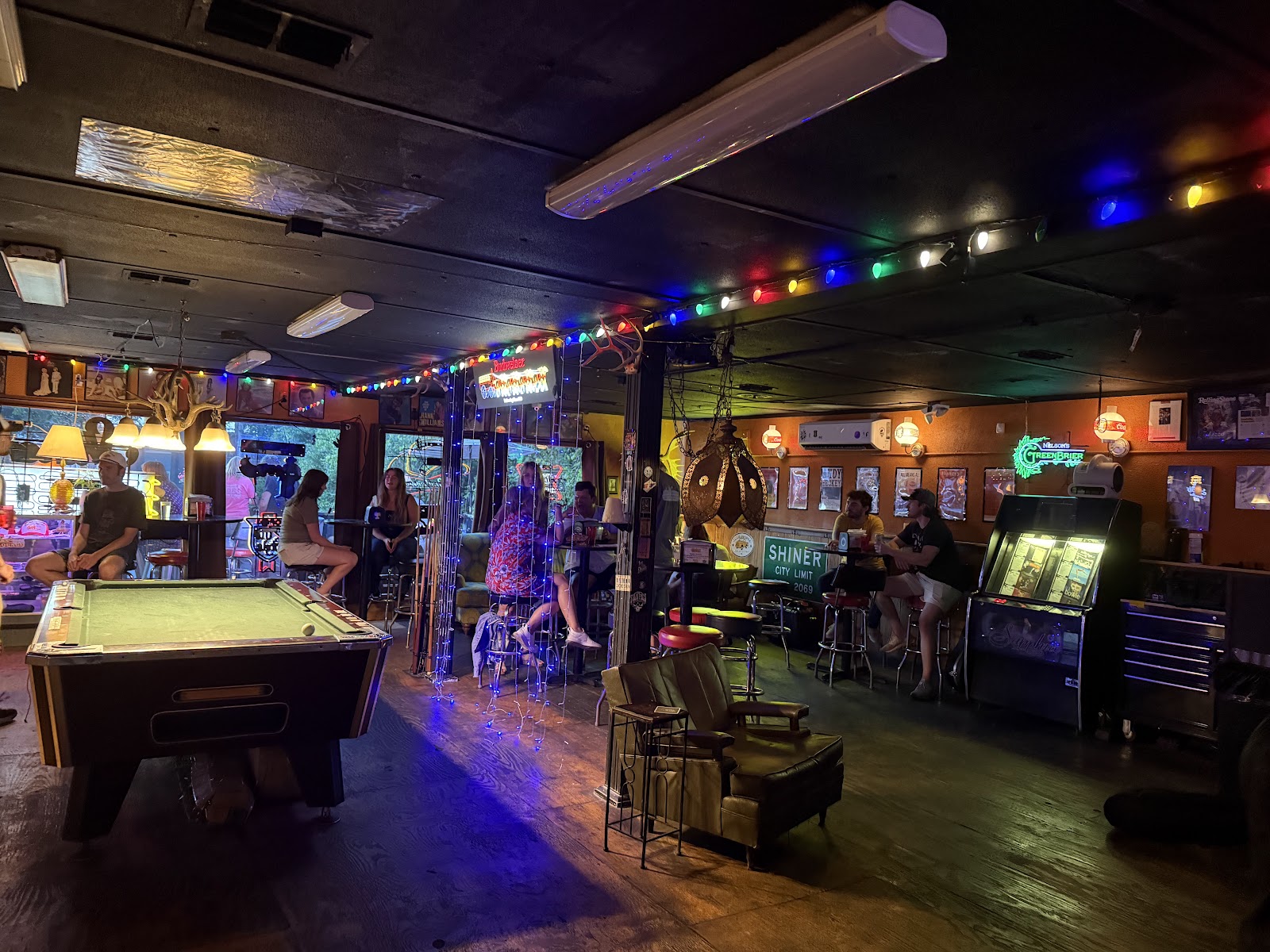 Dee's Country Cocktail Lounge, Nashville