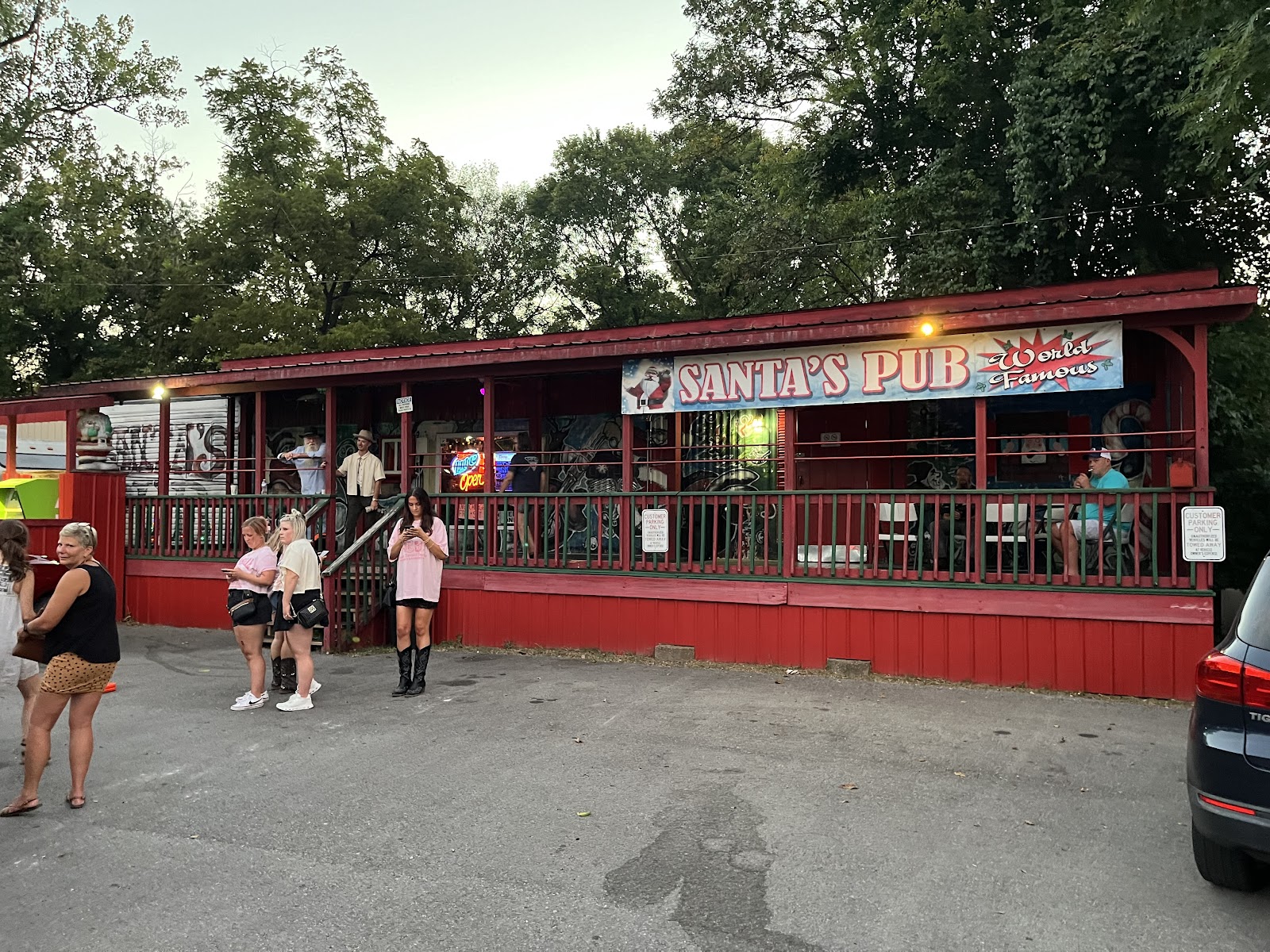 Santa's Pub, Nashville