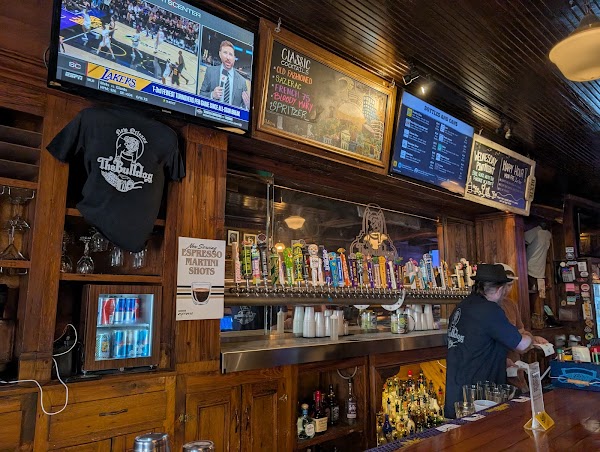 The Bulldog Uptown in New Orleans