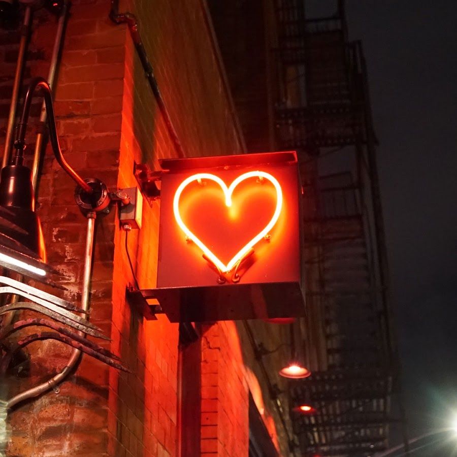 Lovers of Today, New York
