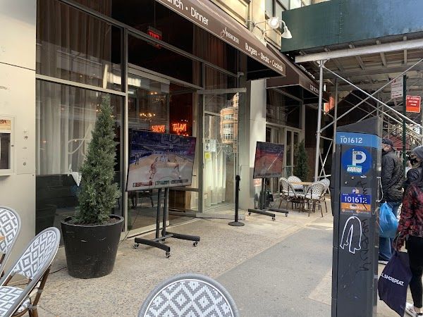 230 Sportsbar (Madison Tavern)