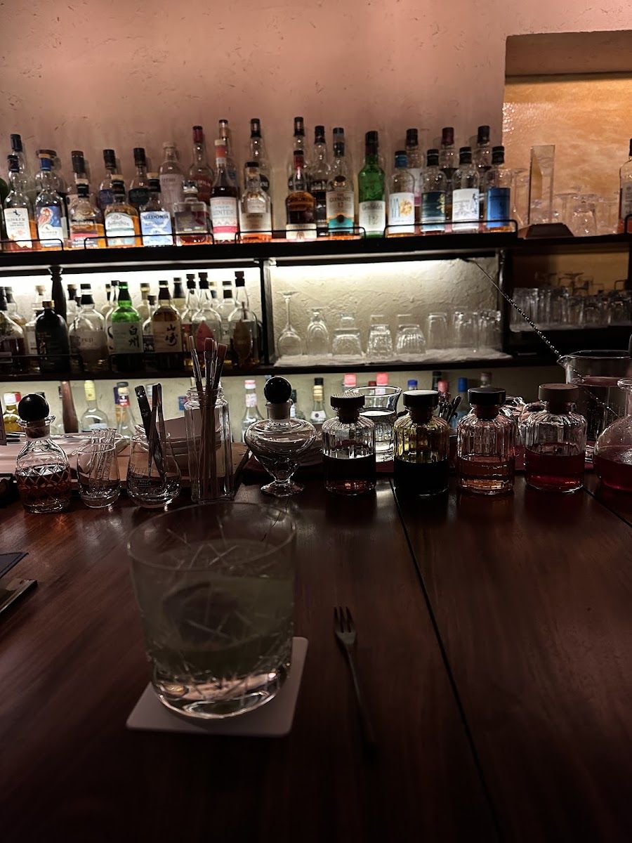 Bar Watching Pisces, Osaka