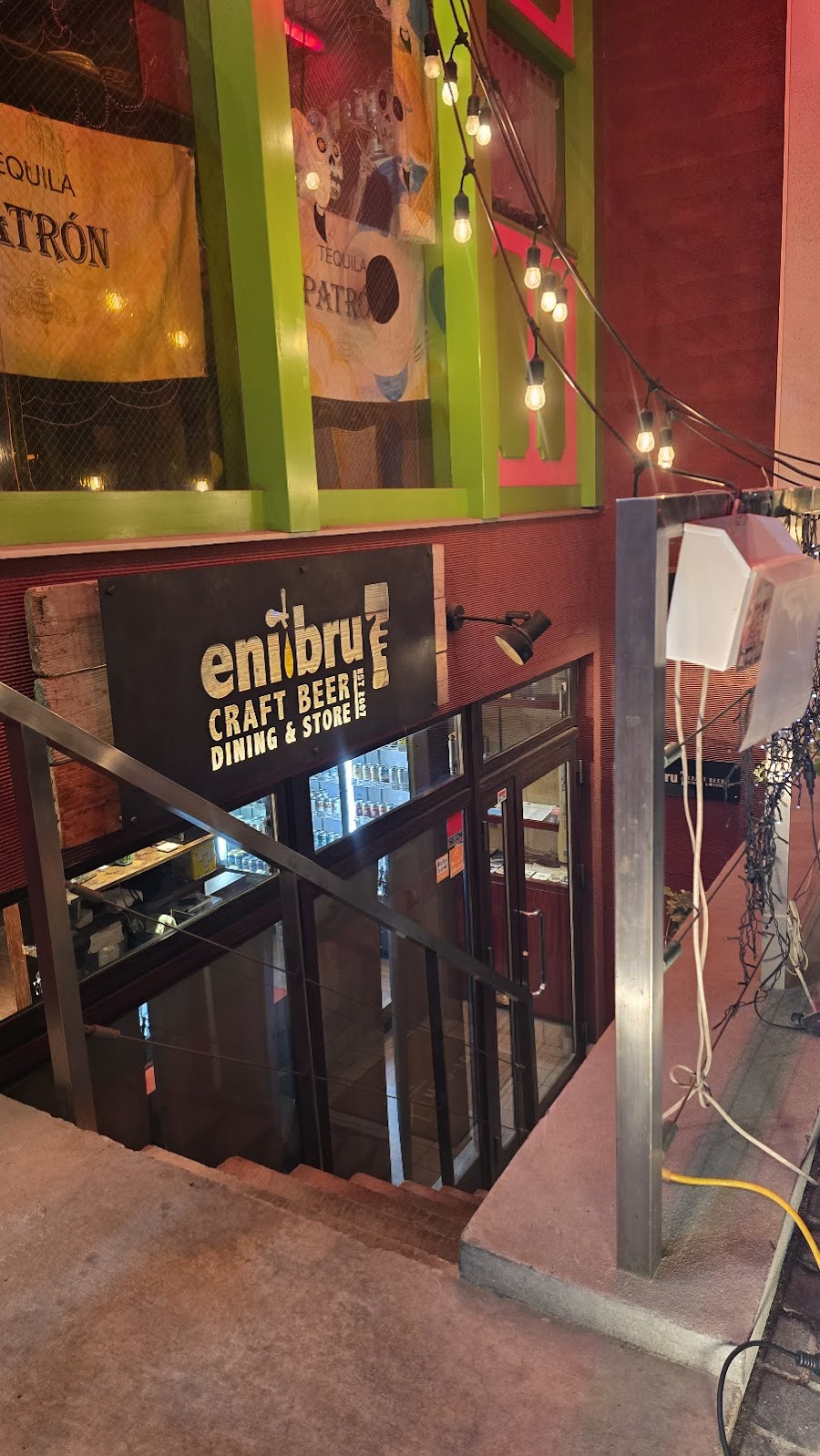 CRAFT BEER DINING eni-bru, Osaka