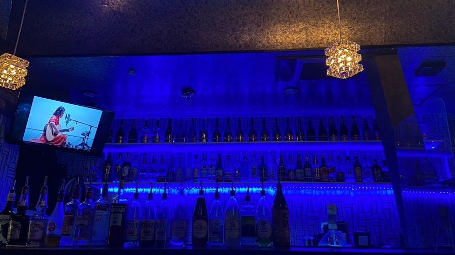 Japan Blue Spirits Bar, Osaka