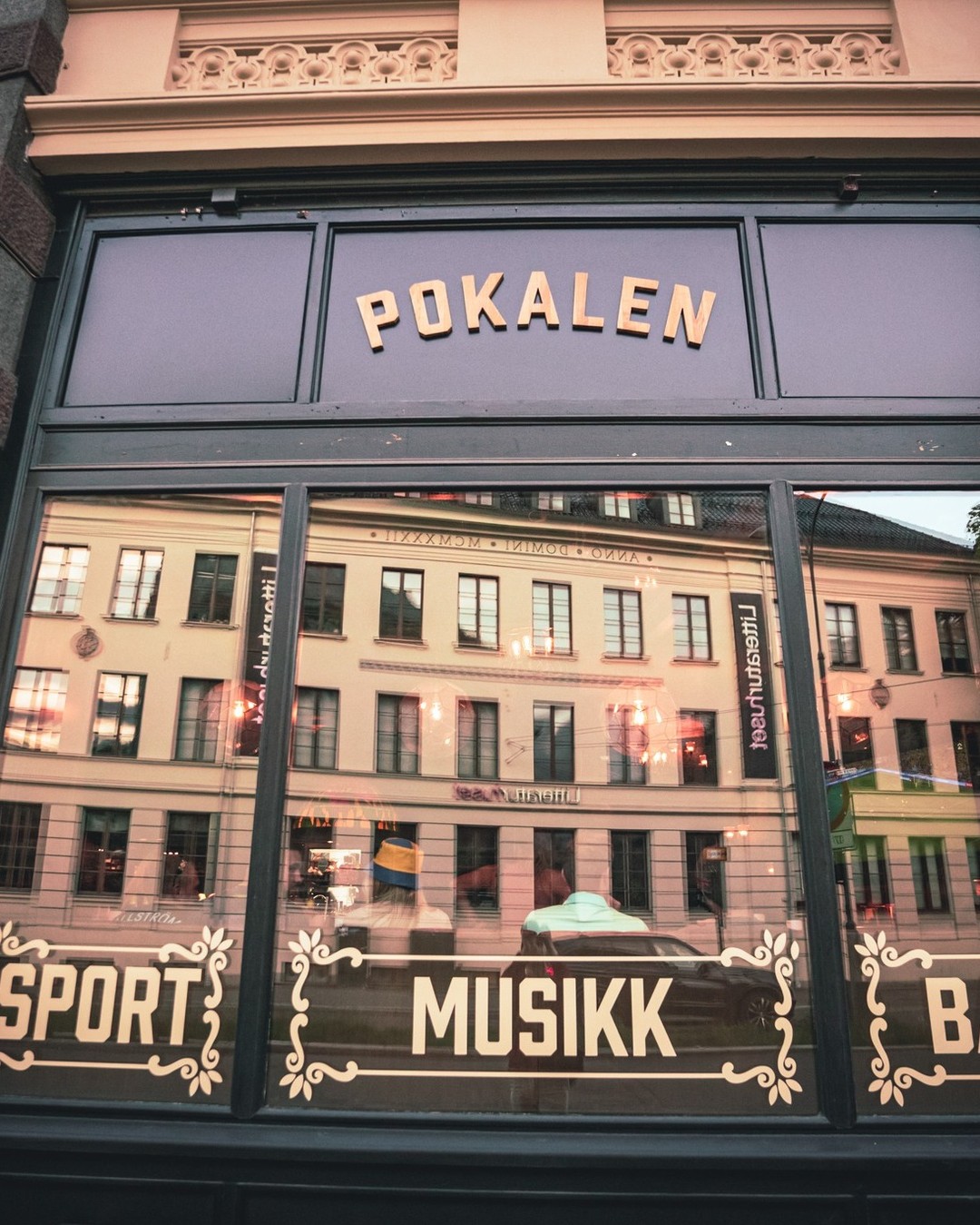 Pokalen Vulkan sports pub interior by Mathallen in Oslo