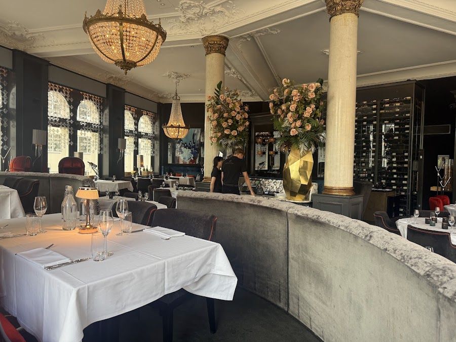 Eik Annen Etage Bar, Oslo