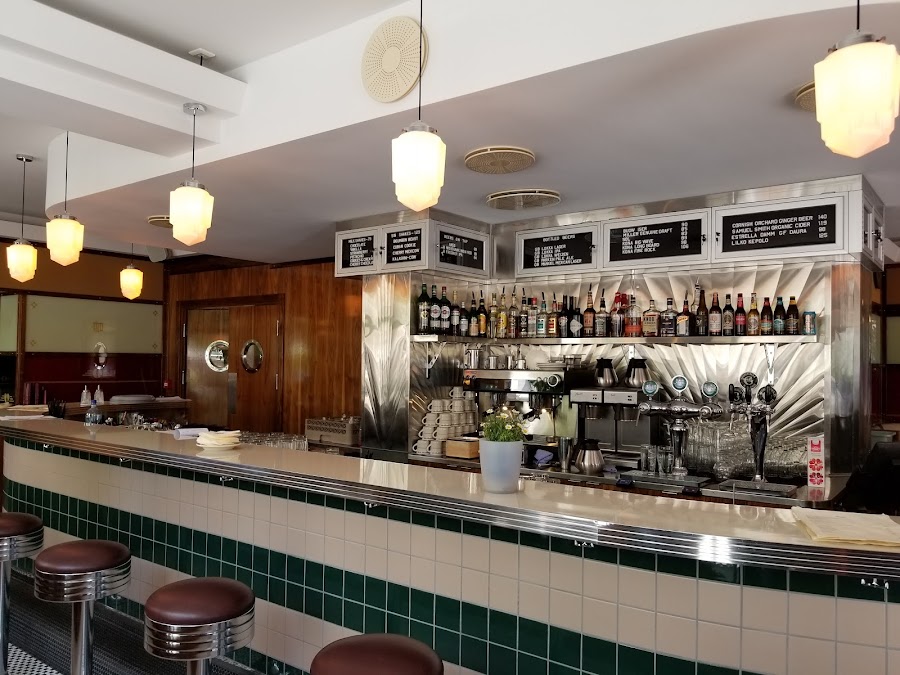 The booth dining room and counter at The Nighthawk Diner Grunerlokka