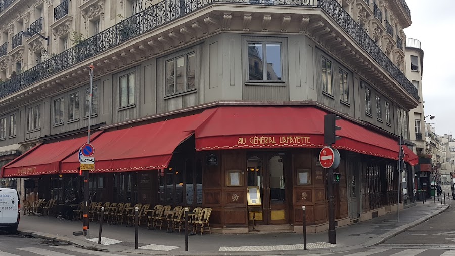 Au Général Lafayette, Paris