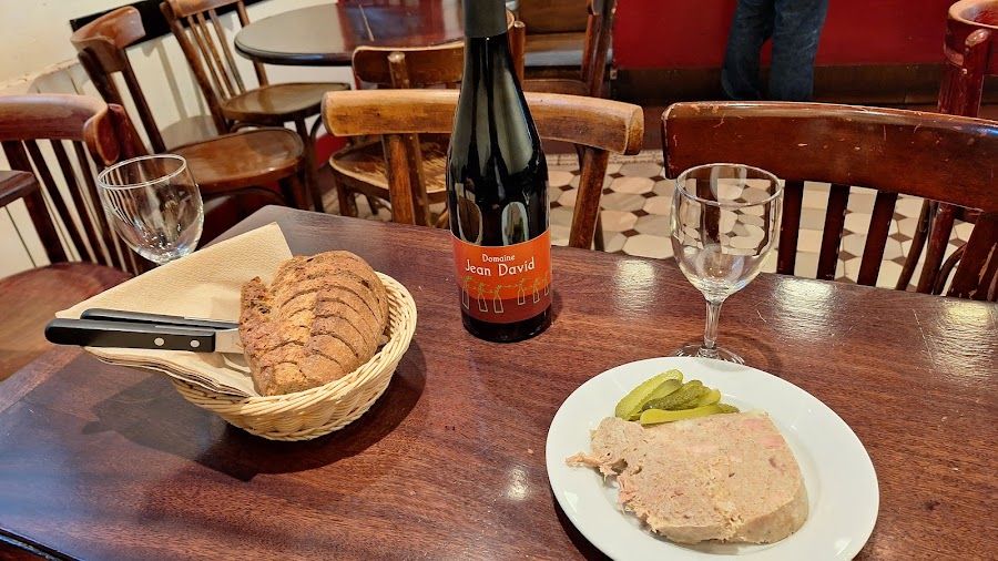 Le Baron Rouge, Paris