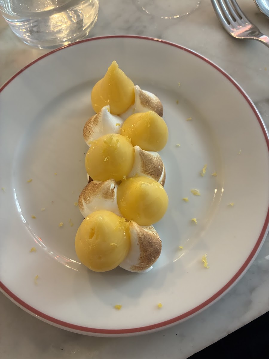 Le Dauphin, Paris