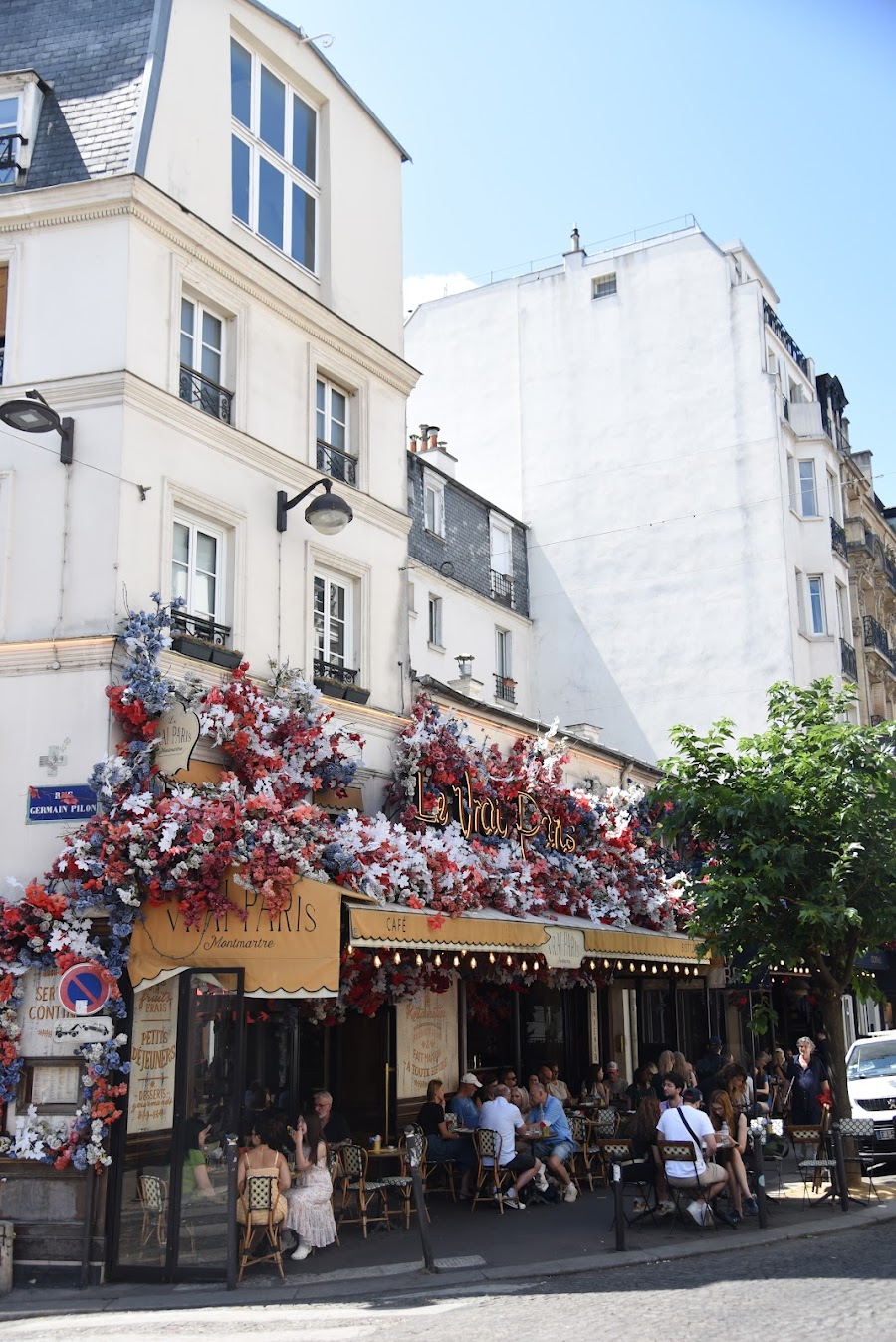 Le Vrai Paris, Paris