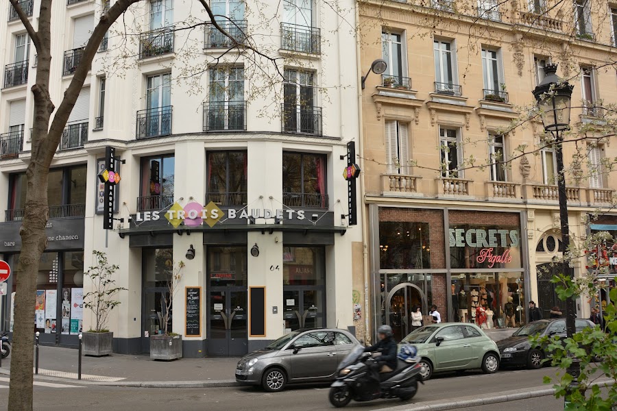 Les Trois Baudets, Paris
