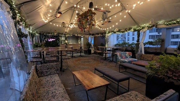 Stratus Rooftop at Hotel Monaco