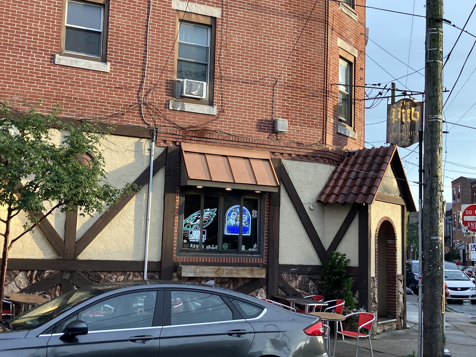 Pub on Passyunk East, Philadelphia