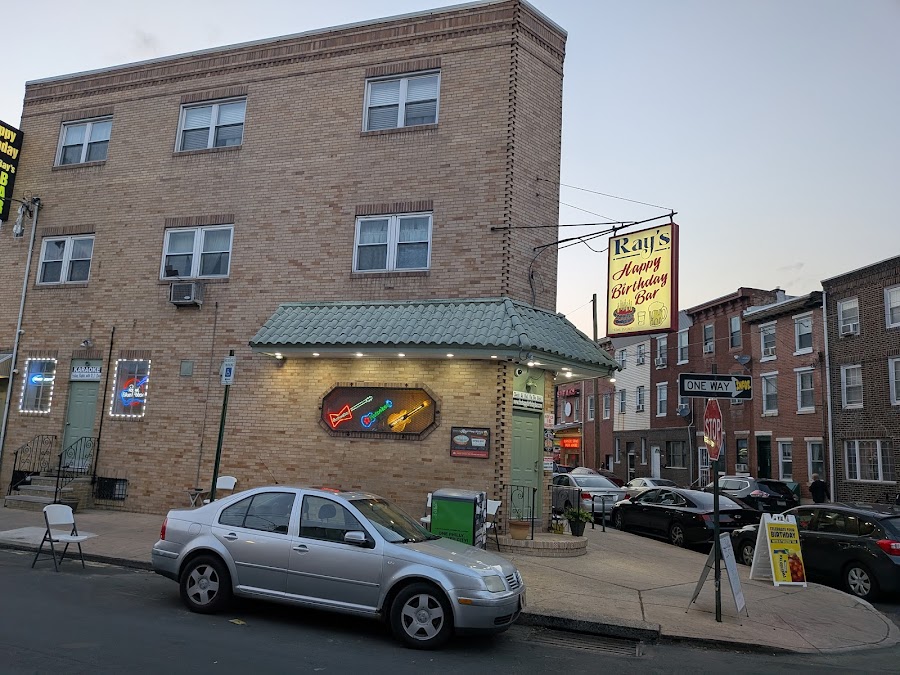 Ray's Happy Birthday Bar, Philadelphia