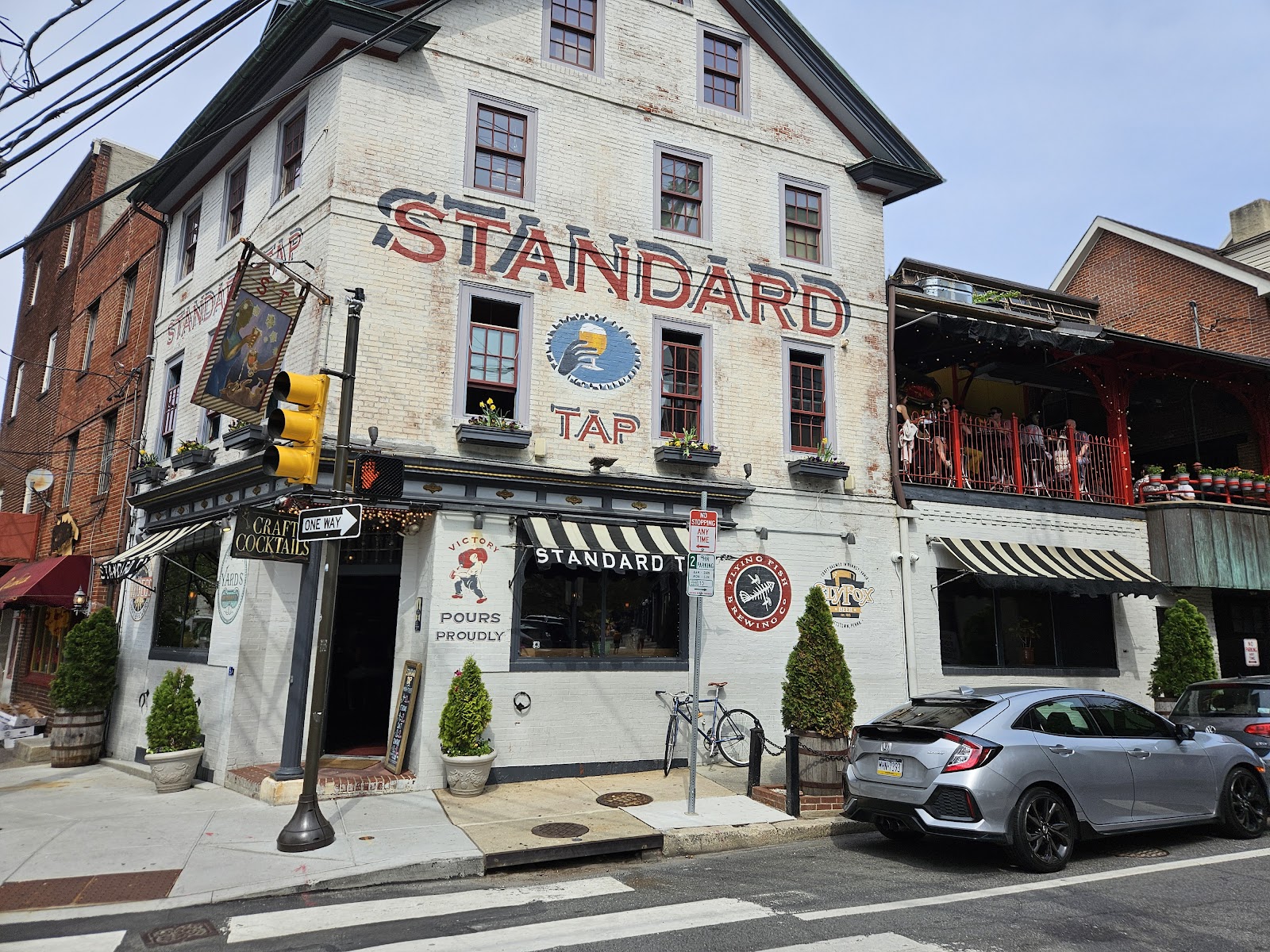Standard Tap, Philadelphia
