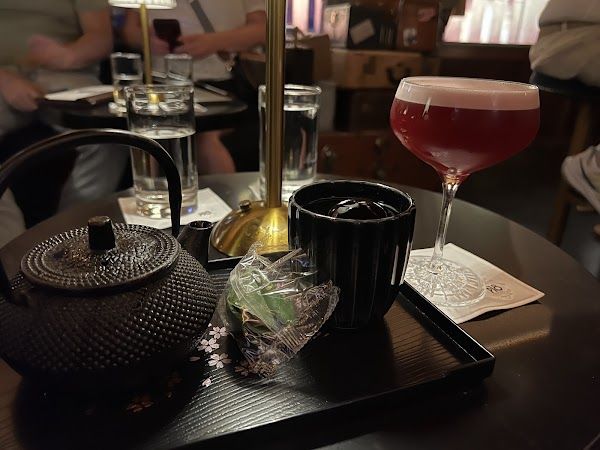 Bitter & Twisted Cocktail Parlour