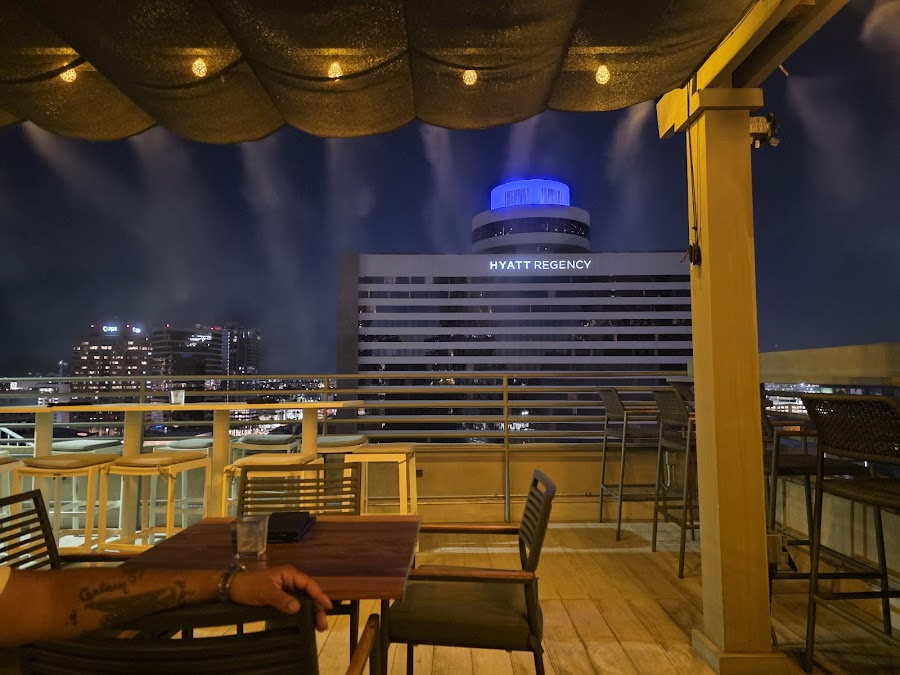 Floor 13 Rooftop Bar, Phoenix
