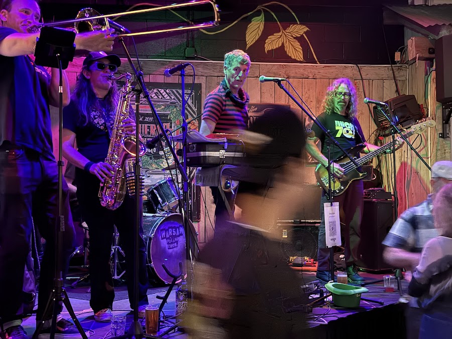 Pub Rock Live, Phoenix