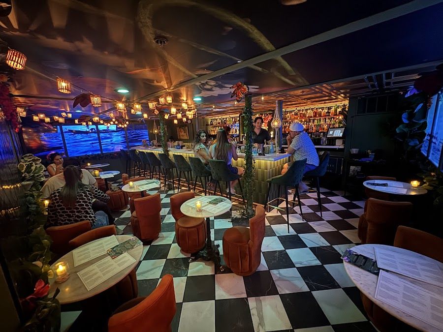 UnderTow, Phoenix