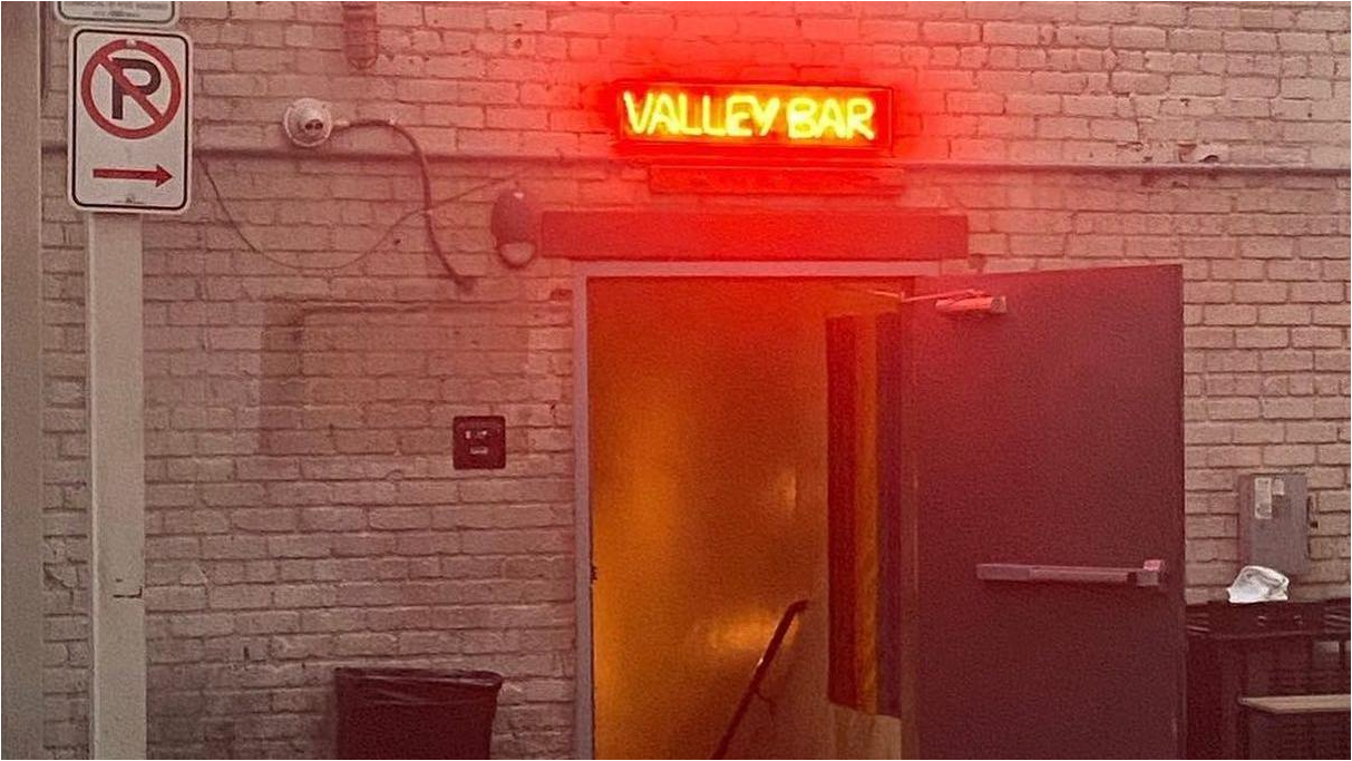 Valley Bar Phoenix bar interior