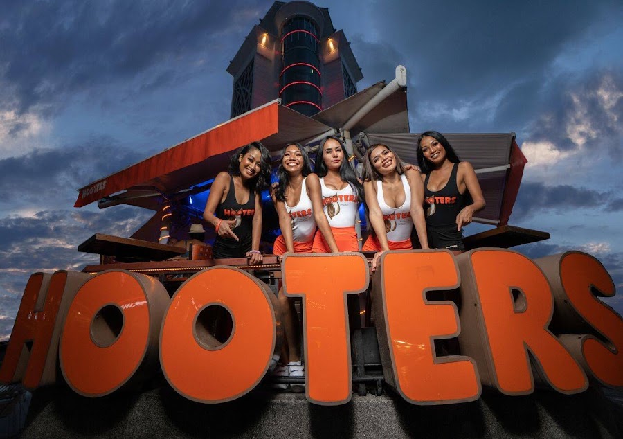 Hooters Phuket, Phuket