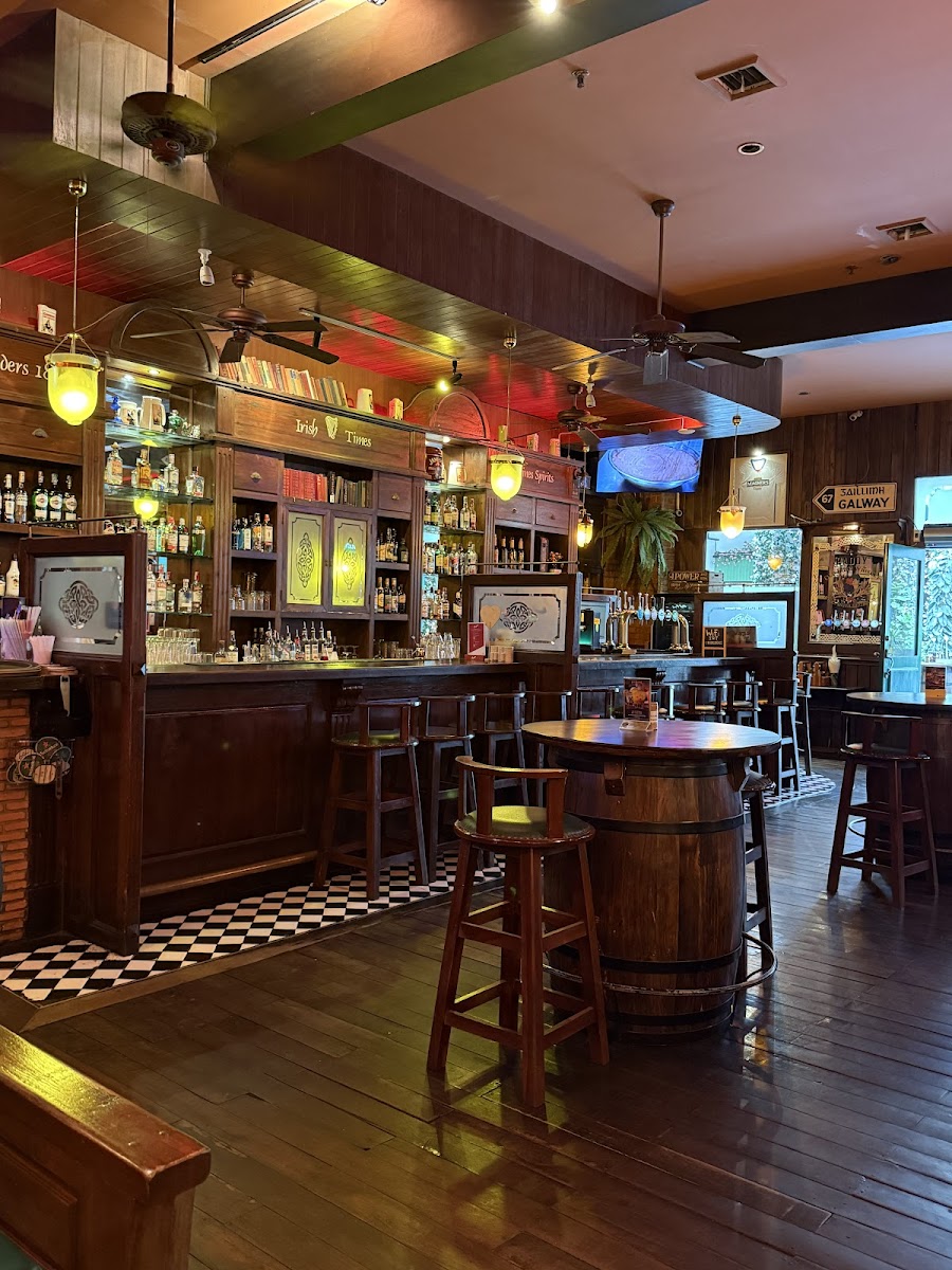 The Irish Times Pub, Phuket