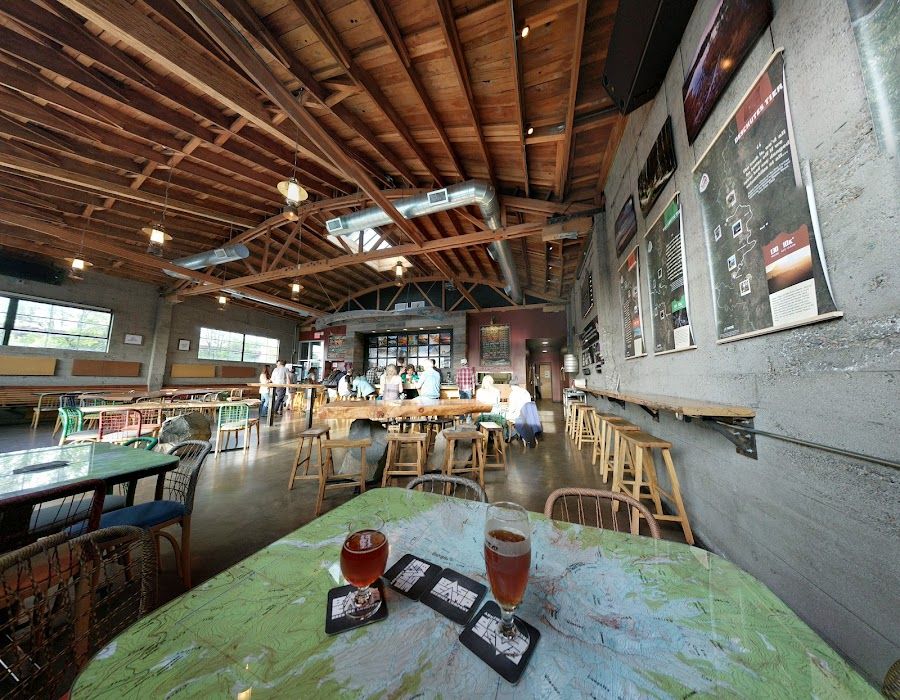 Base Camp Brewing Company, Portland