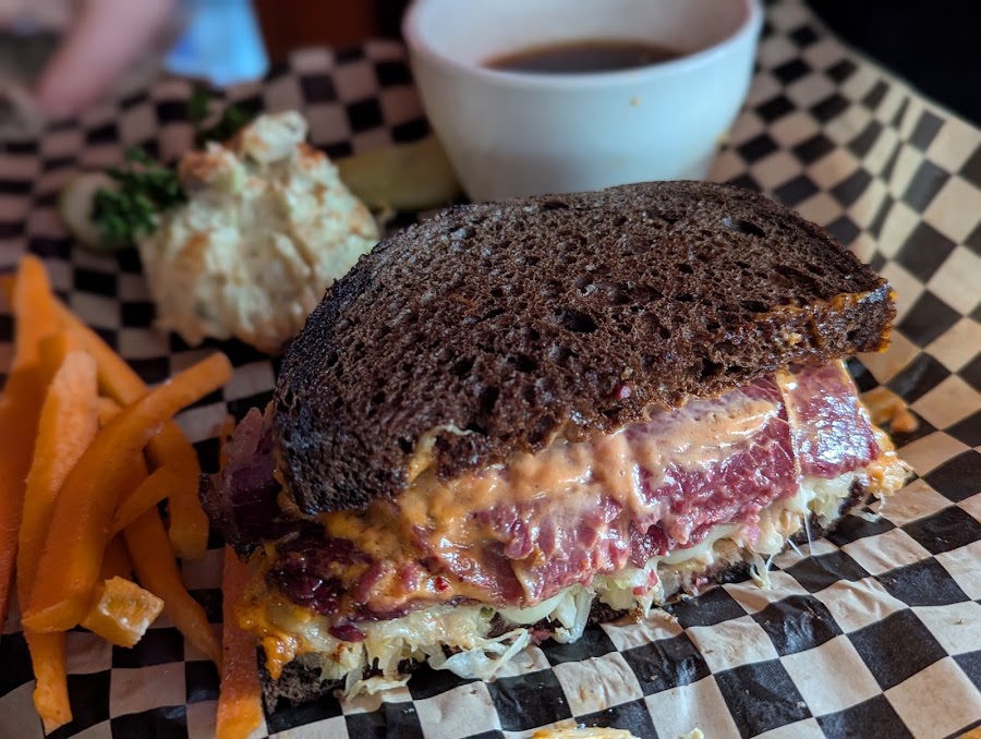 Goose Hollow Inn, Portland